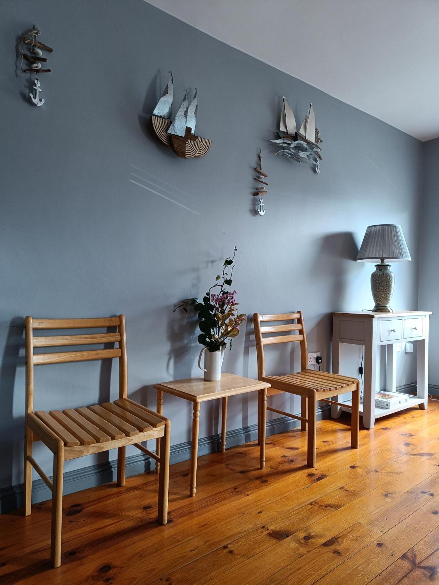 Dingle Town Center Apartment Room photo